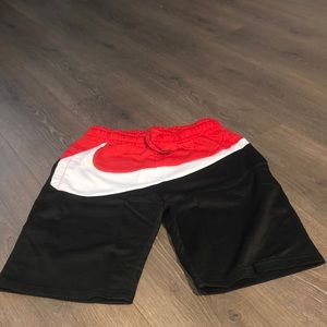 Nike Big Swoosh Shorts Size Medium NWOT Red Black White